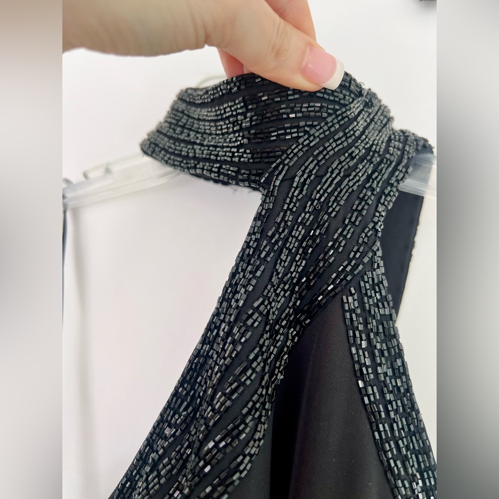 Cache Gown: Size 6 - Picture 9 of 10
